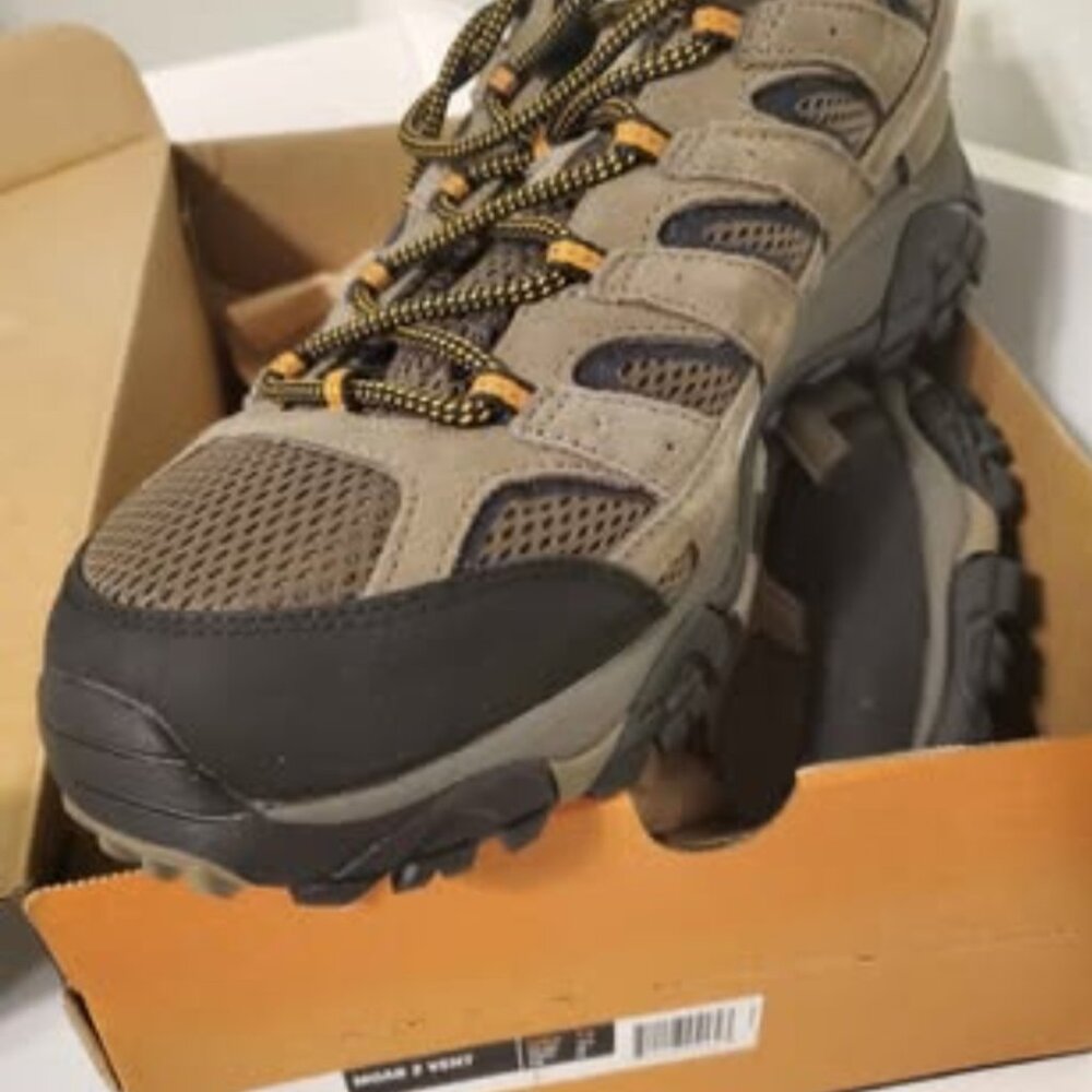 New in box Merrell men's Moab Vent 2 shoe size 13